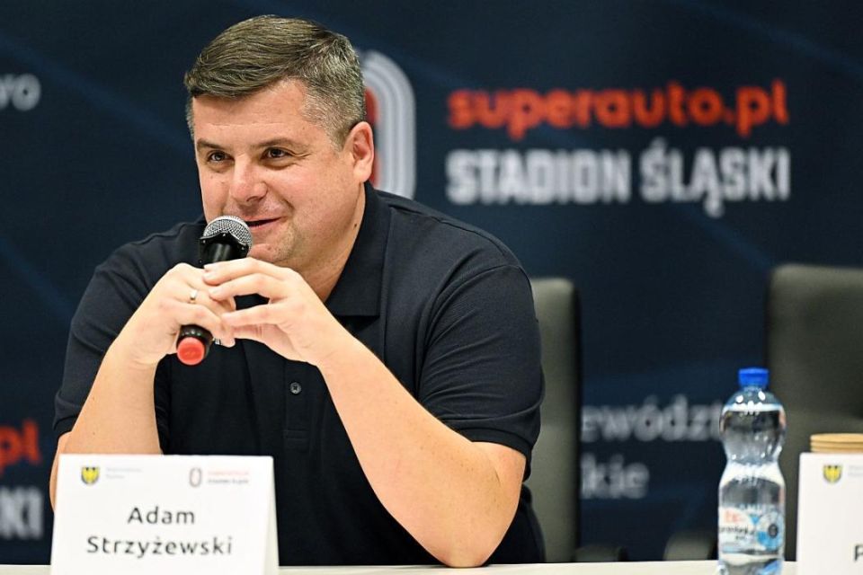 40 piłkarskich legend w meczu na Superauto.pl Stadionie Śląskim - galeria