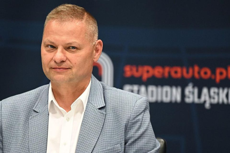 40 piłkarskich legend w meczu na Superauto.pl Stadionie Śląskim - galeria