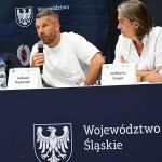 40 piłkarskich legend w meczu na Superauto.pl Stadionie Śląskim - galeria