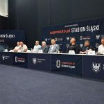 40 piłkarskich legend w meczu na Superauto.pl Stadionie Śląskim - galeria