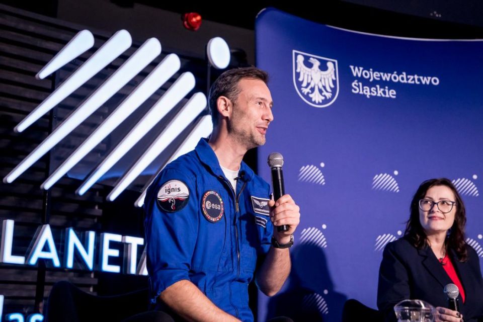 Kosmiczny bohater w Planetarium Śląskim - galeria