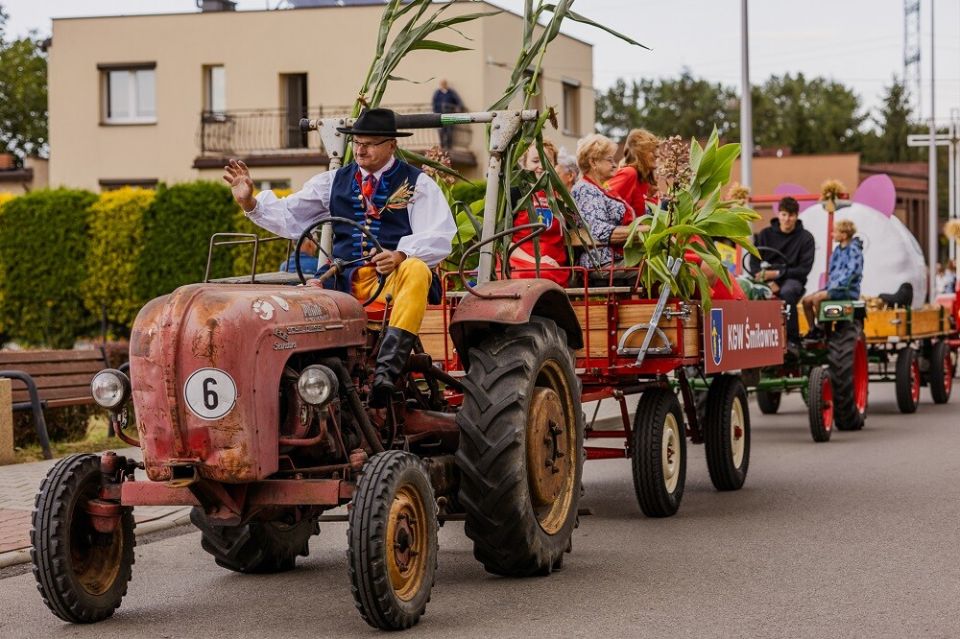 Dożynki 2025 w Śmiłowicach – tradycja i wspólna radość mieszkańców [FOTO] - galeria
