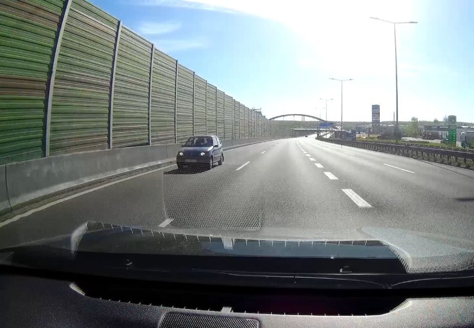 86-latek jechał pod prąd na A4. Cudem nie doszło do tragedii - galeria