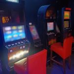 Zatrzymani i przejęte automaty. Śląska KAS rozbija sieć nielegalnego hazardu - galeria