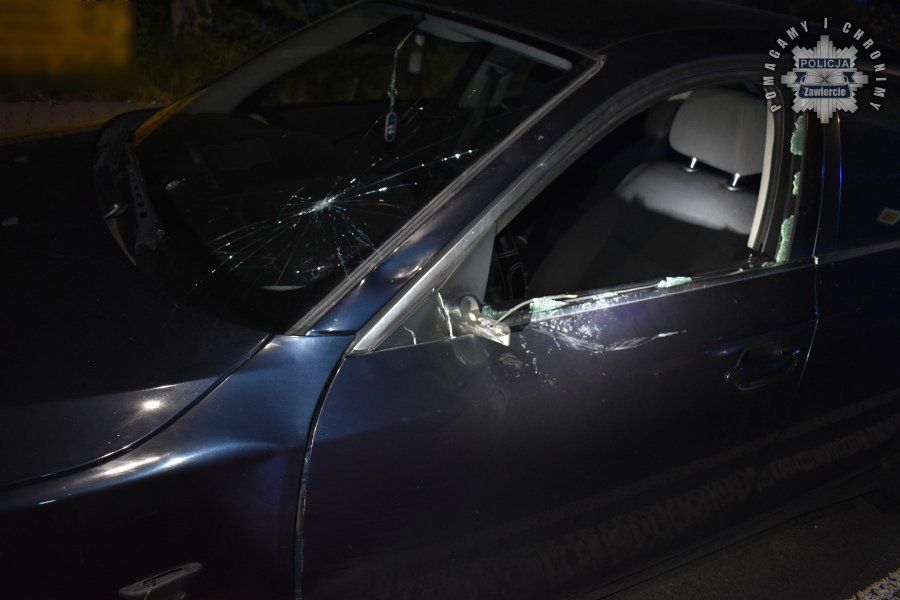 Poważny wypadek w Zawierciu. Nietrzeźwa 15-latka potrącona przez samochód. - galeria