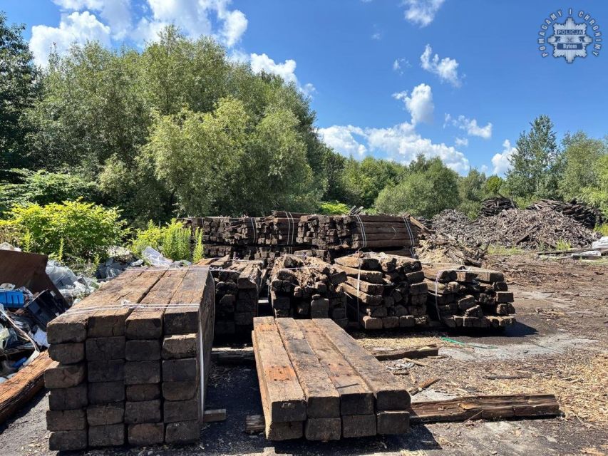 56-latek zatrzymany za nielegalne składowanie odpadów niebezpiecznych w Bytomiu - galeria