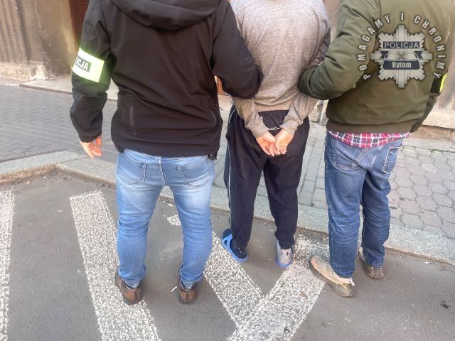 Bytom: Brutalne pobicie nastolatków i rozbój. Sprawcy w areszcie - galeria