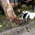 Nietrzeźwy kierowca forda uderzył w drzewo w Bytomiu – trafił do szpitala - galeria