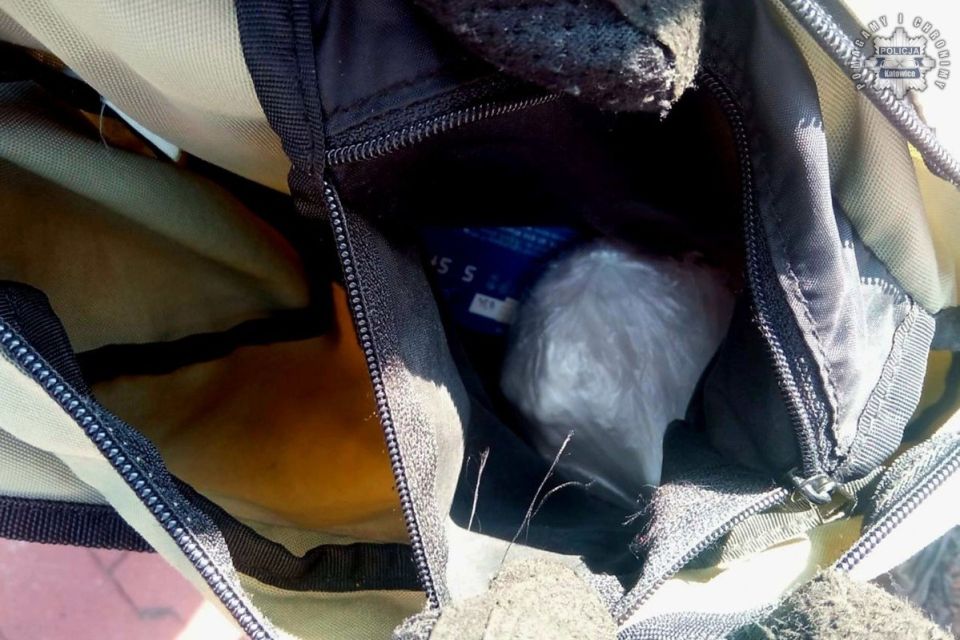 Amfetamina w plecaku i policyjna zasadzka w Sosnowcu - galeria