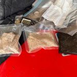 Narkotyki, broń i aresztowania – spektakularna akcja policji przeciw pseudokibicom! [FOTO] - galeria