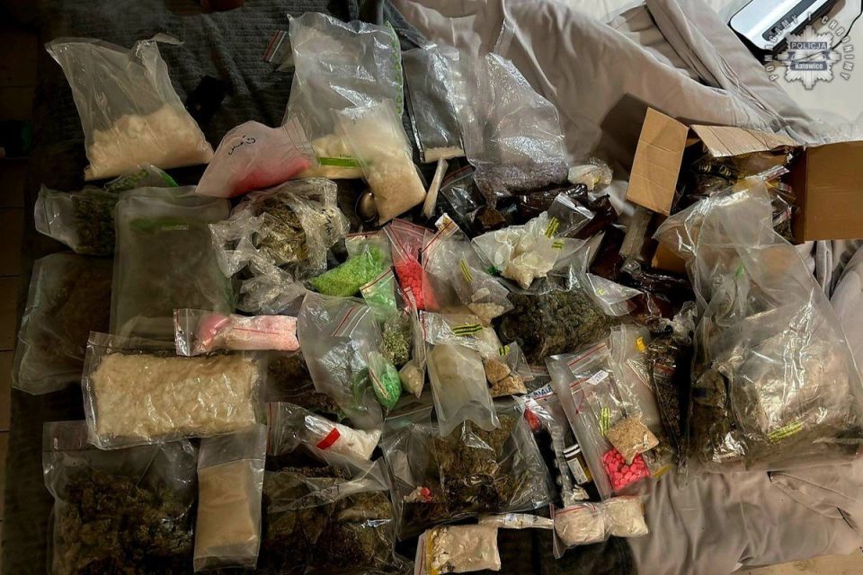 Katowice: Rozbita grupa narkotykowa – trzej mężczyźni zatrzymani - galeria