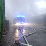 Pożar hali z elektroodpadami w Gliwicach. 69 strażaków walczyło z ogniem [FOTO] - galeria