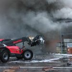 Pożar hali z elektroodpadami w Gliwicach. 69 strażaków walczyło z ogniem [FOTO] - galeria