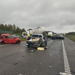 Mokre drogi, mgły i szybki zmrok. Trudny czas dla kierowców na Śląsku - galeria