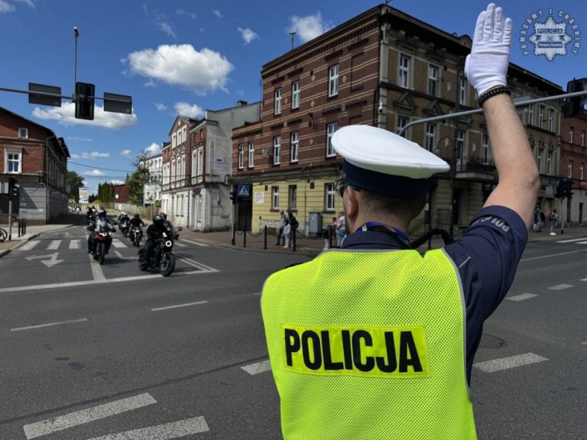 III Piekarska Parada Motocyklowa: Kilkuset motocyklistów przejechało ulicami Piekar Śląskich! - galeria