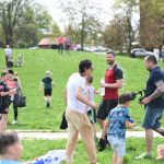 Śmigus-Dyngus w Chorzowie jak za dawnych lat! Wodne bitwy przyciągnęły tłumy - galeria