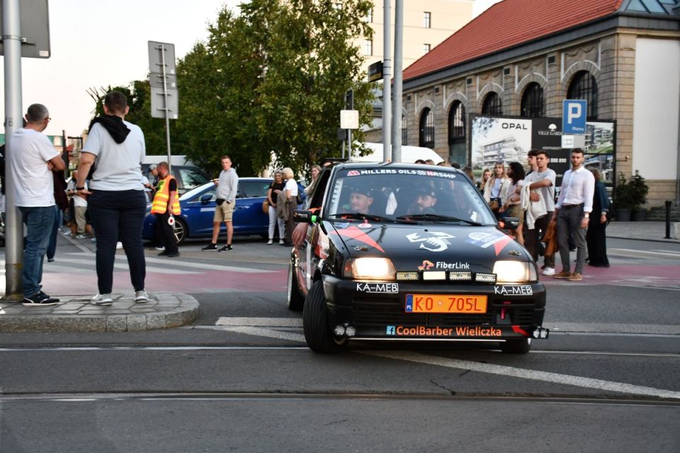 W sercu Katowic wystartowała kolejna edycja Rajdu Śląska! - galeria