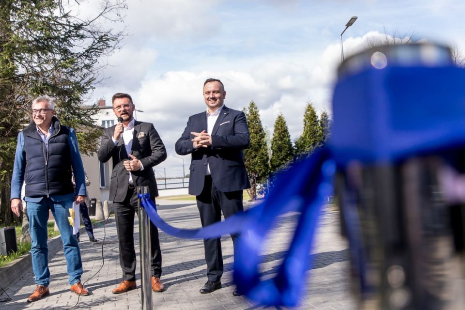 Przy Katowickim Centrum Onkologii powstał EKO-Parking - galeria