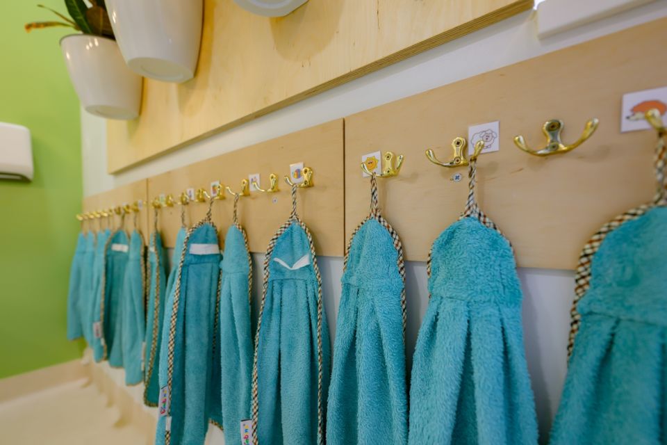 Akcja Tron: Przedszkole w Ożarowicach zmienia swoje toalety dzięki dzieciom! - galeria