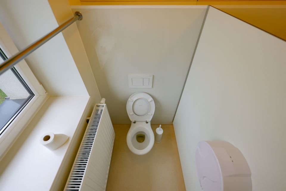 Akcja Tron: Przedszkole w Ożarowicach zmienia swoje toalety dzięki dzieciom! - galeria