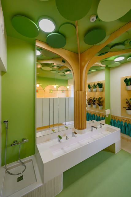 Akcja Tron: Przedszkole w Ożarowicach zmienia swoje toalety dzięki dzieciom! - galeria