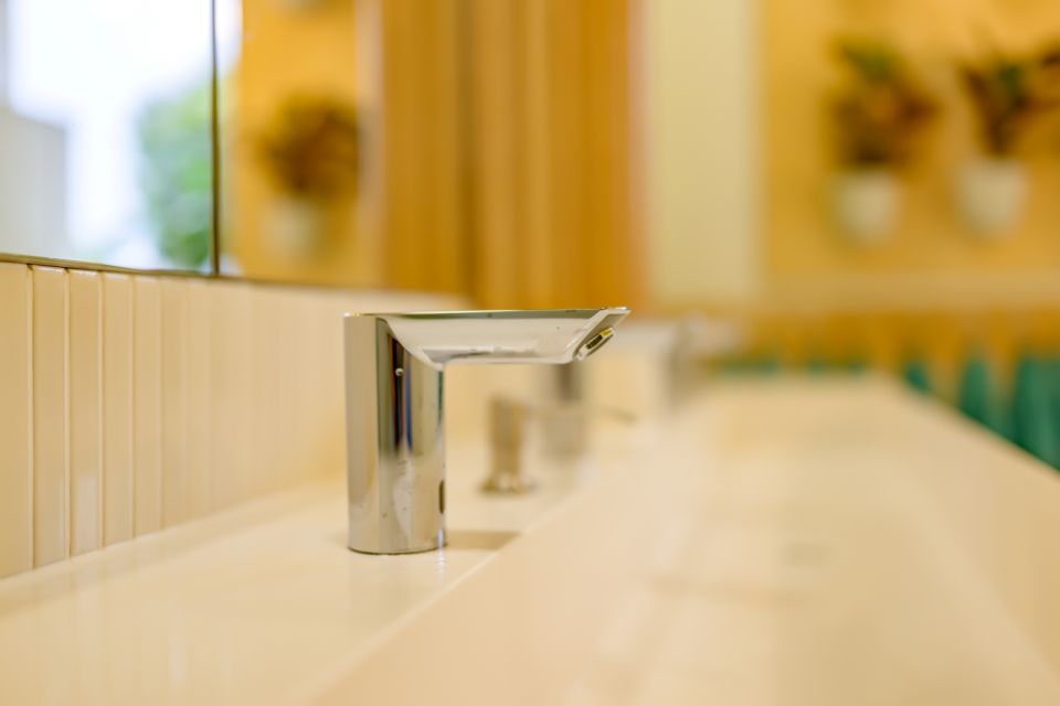 Akcja Tron: Przedszkole w Ożarowicach zmienia swoje toalety dzięki dzieciom! - galeria