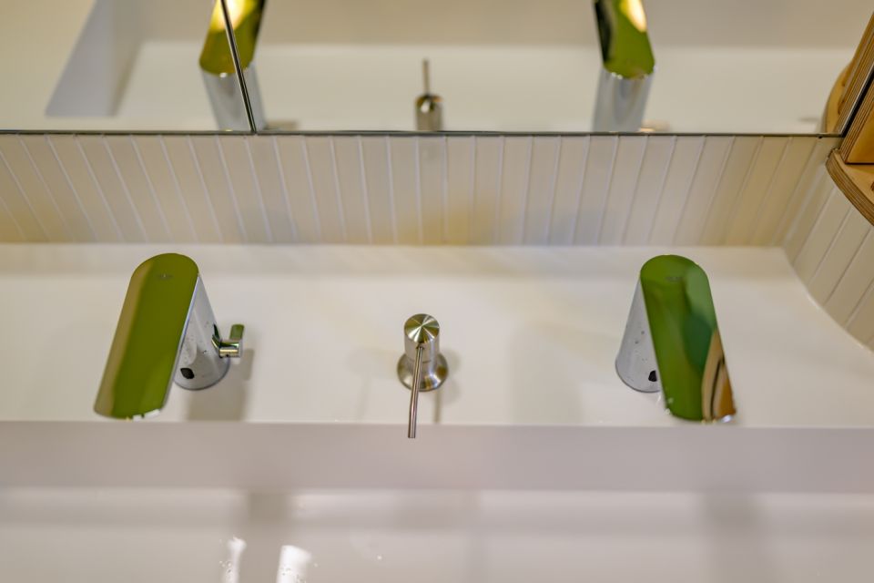 Akcja Tron: Przedszkole w Ożarowicach zmienia swoje toalety dzięki dzieciom! - galeria