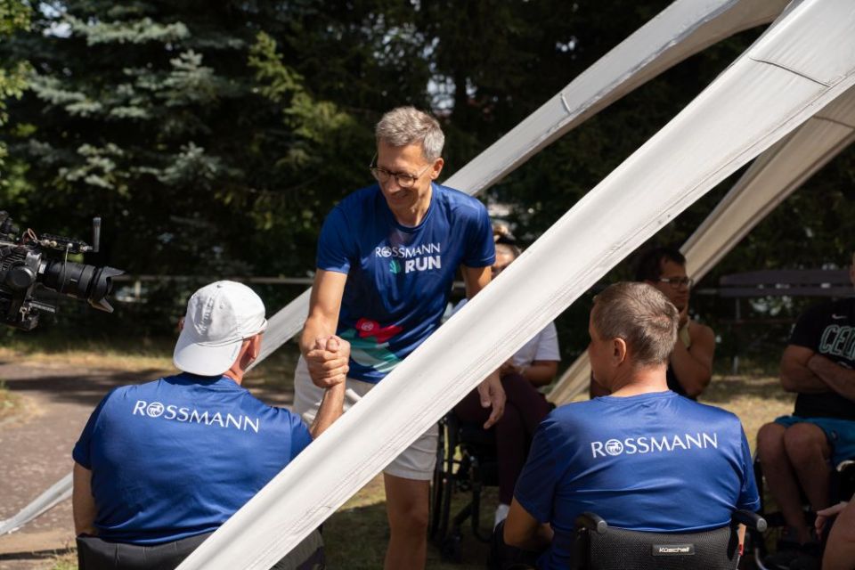 Biegliście w Rossmann Run z aplikacją? Tak wasze wpłaty pomogły Polskiemu Komitetowi Paraolimpijskiemu - galeria