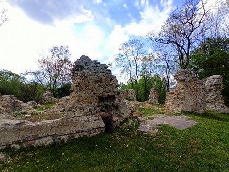 Zamek Rudzki i dom Karola Goduli: Odpoczynek na łonie natury z historią w tle - galeria